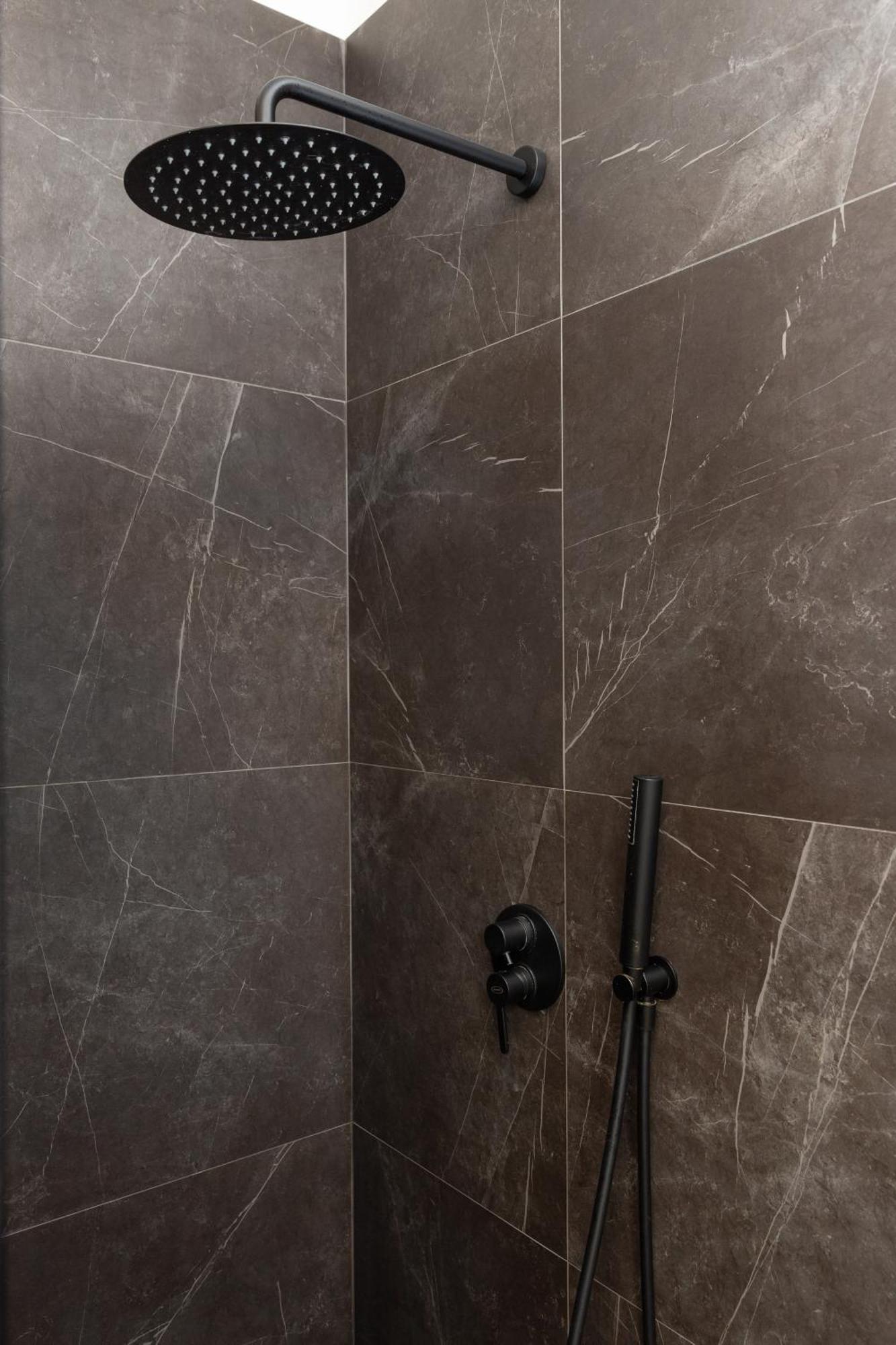 Free Parking - 5 Star - Sauna Luxury Apartment Milano Esterno foto