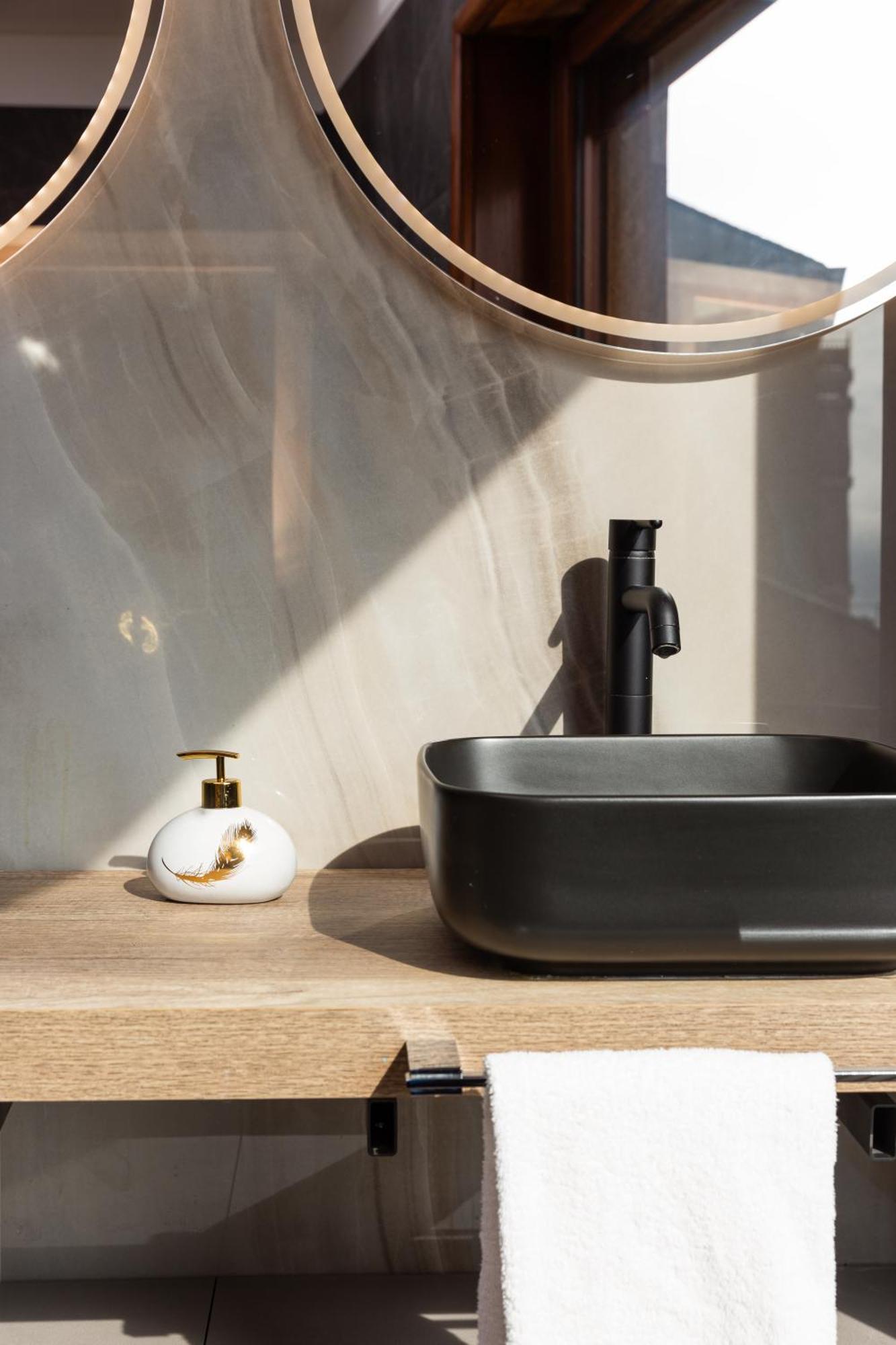Free Parking - 5 Star - Sauna Luxury Apartment Milano Esterno foto